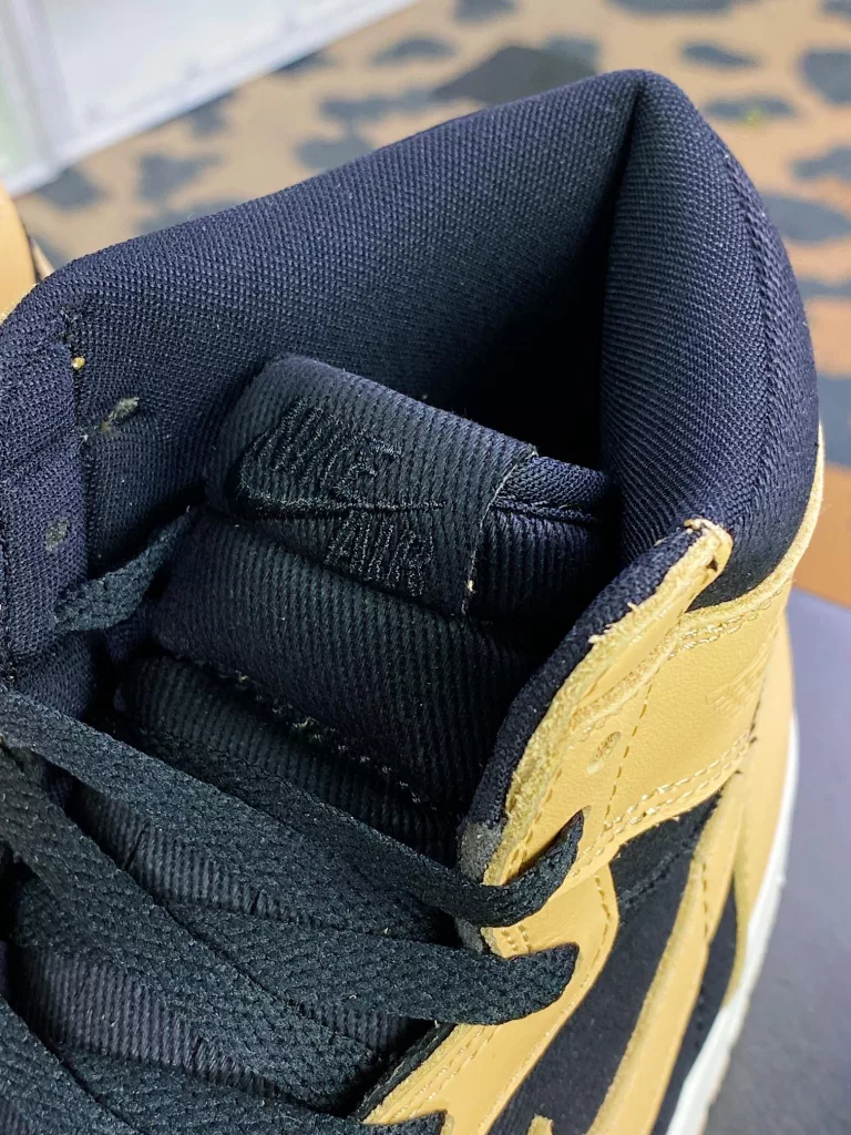 Air Jordan 1 Retro High OG Air Jordan 1 Retro High OG