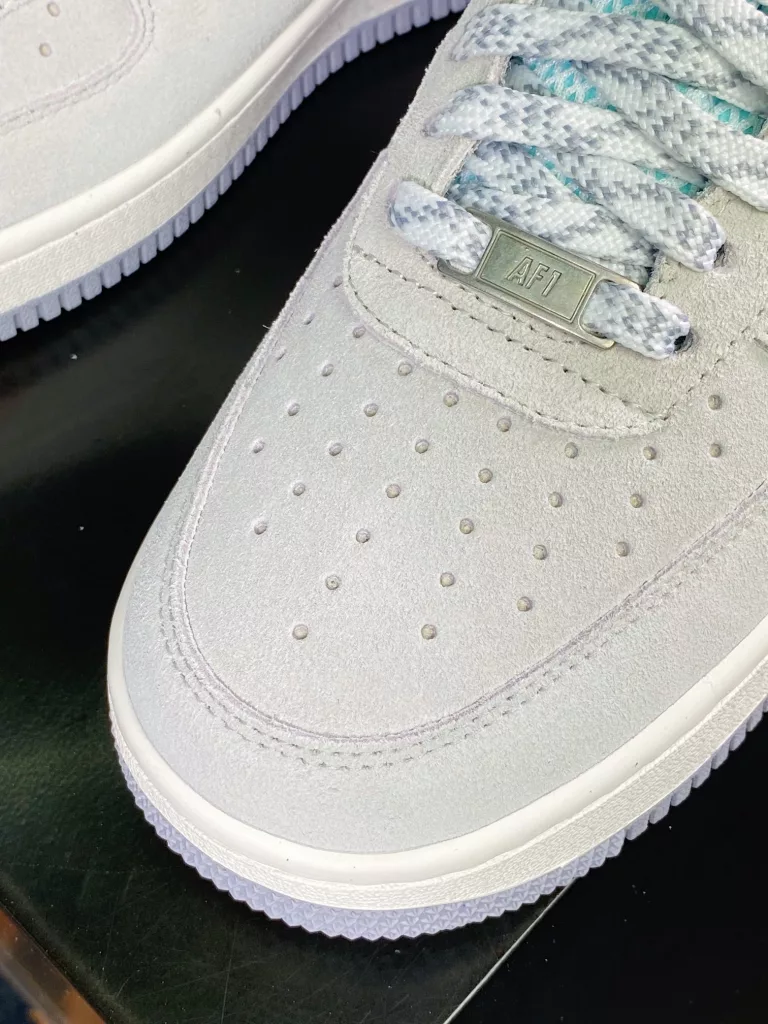 Nike Air Force 1'07 Low LX Nike Air Force 1'07 Low LX