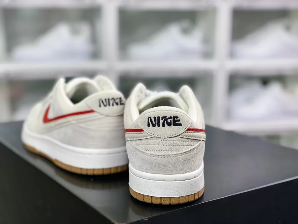 Nike SB Dunk Low SE Nike SB Dunk Low SE