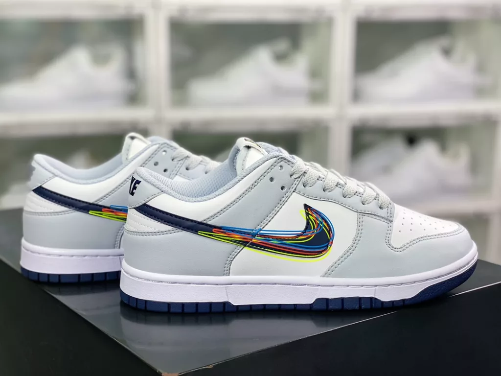 Nike SB Dunk Low Nike SB Dunk Low