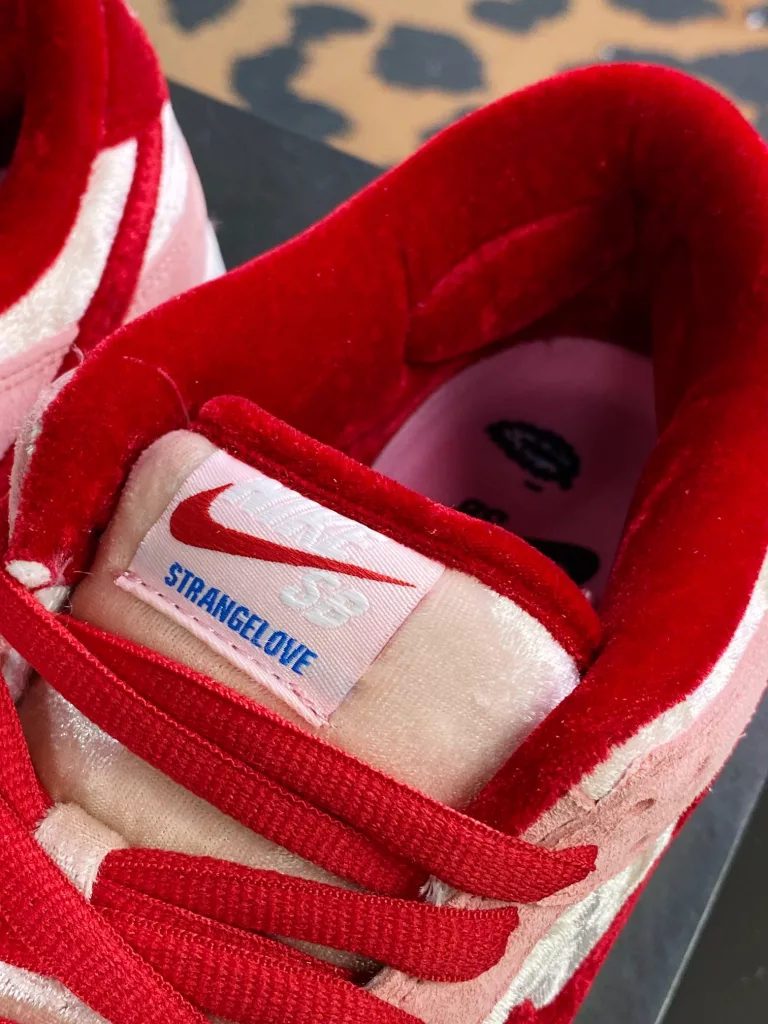 Nike SB Dunk Low Nike SB Dunk Low