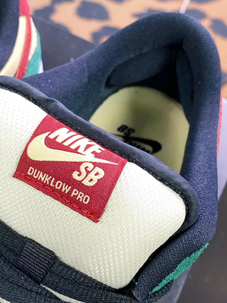 Nike SB Dunk Low Pro Nike SB Dunk Low Pro