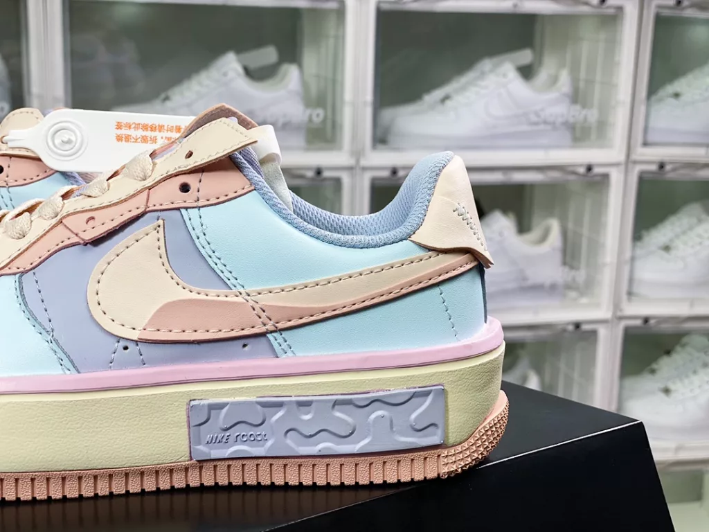The all-new Nike Wmns Air Force 1 Fontanka The all-new Nike Wmns Air Force 1 Fontanka