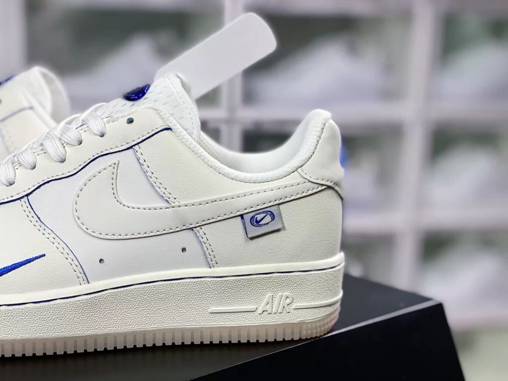 Nike Air Force 1'07 Low Nike Air Force 1'07 Low