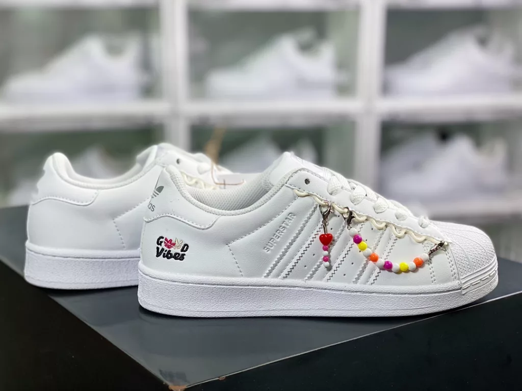 Adidas Clover Originals Superstar Adidas Clover Originals Superstar