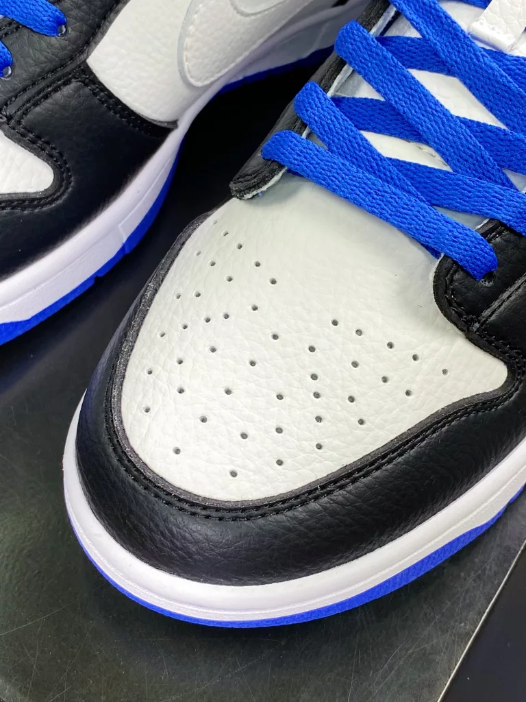 Nike SB Dunk Low Nike SB Dunk Low