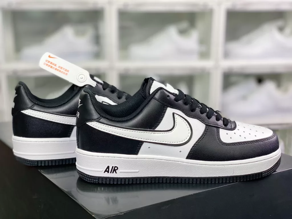 Nike Air Force 1'07 Low Nike Air Force 1'07 Low