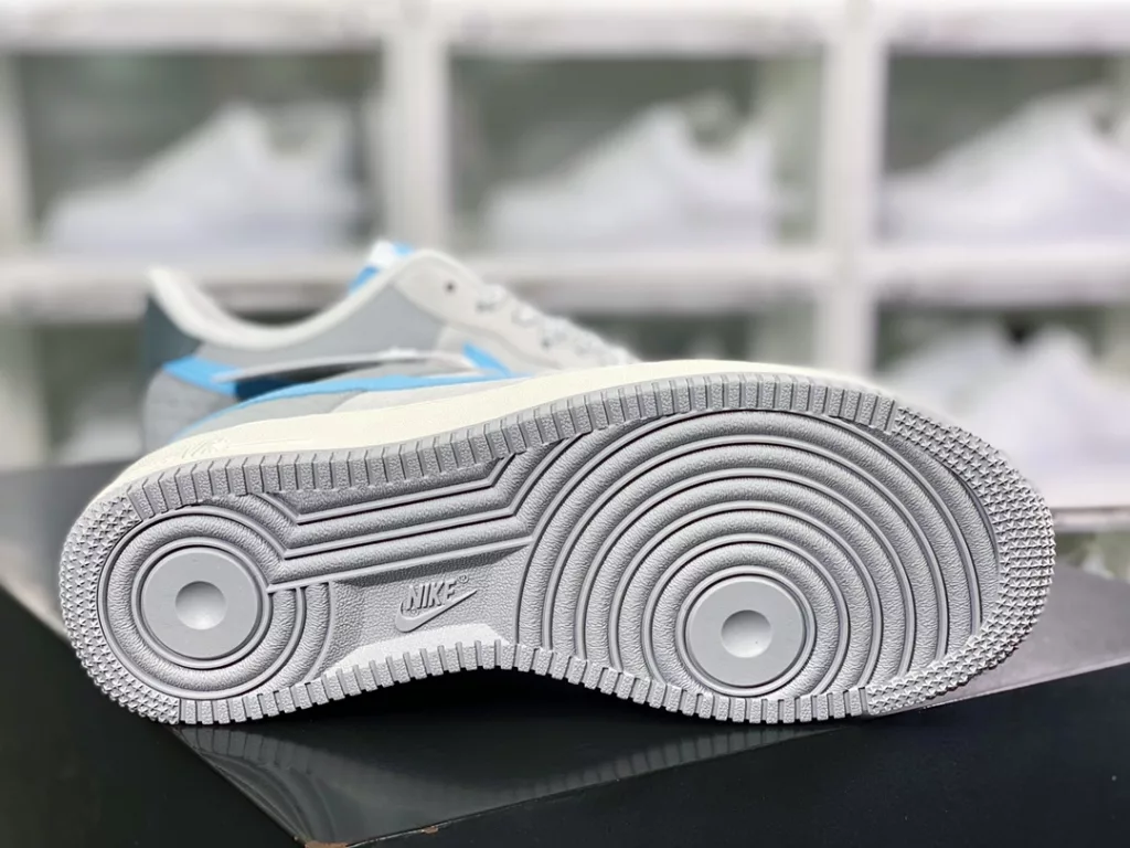 Nike Air Force 1'07 Low Nike Air Force 1'07 Low