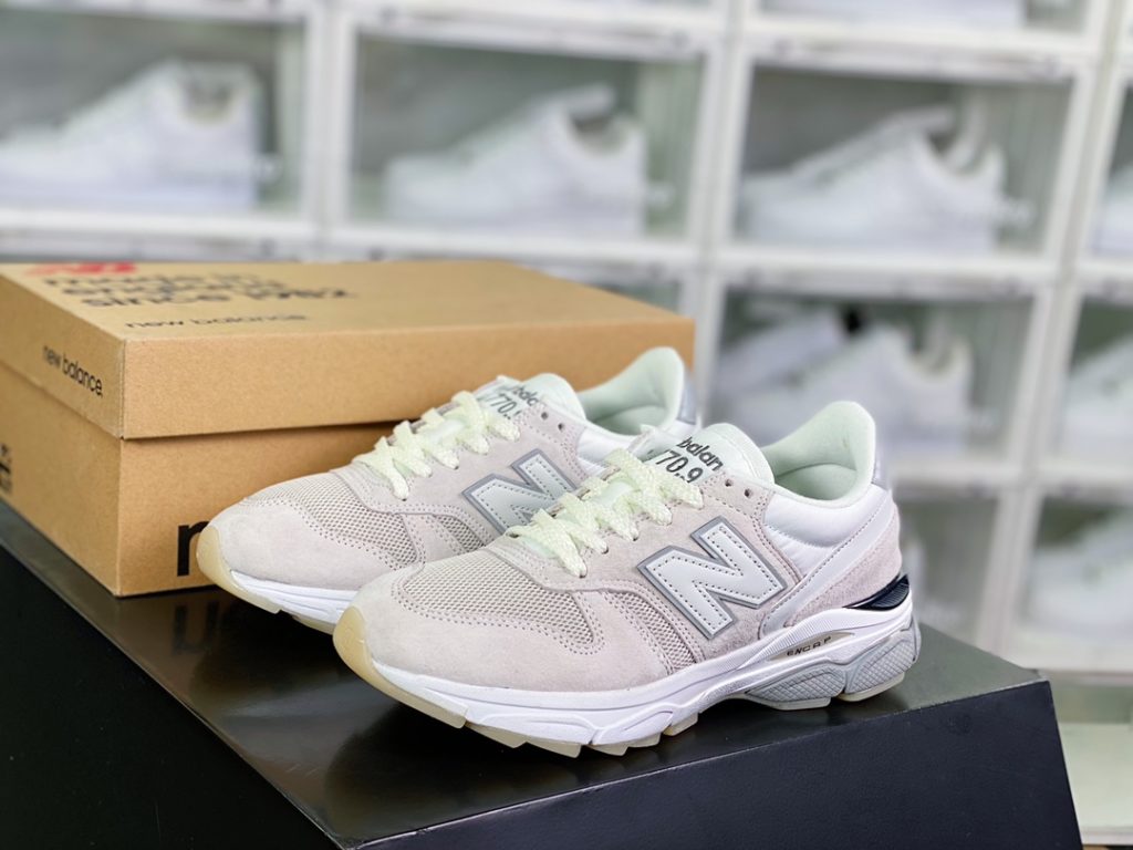 Made in UK M7709 British Series Vintage Dad Style Casual Sports Jogging Shoe Made in UK M7709 British Series Vintage Dad Style Casual Sports Jogging Shoe