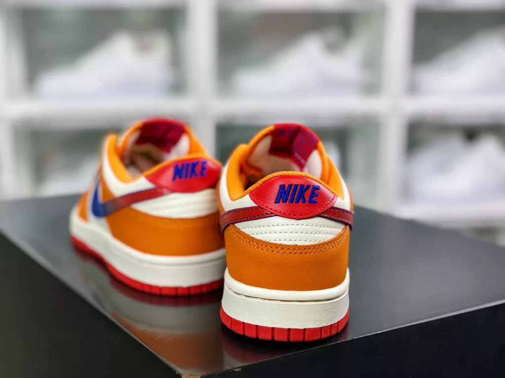 Nike SB Dunk Low GS Nike SB Dunk Low GS