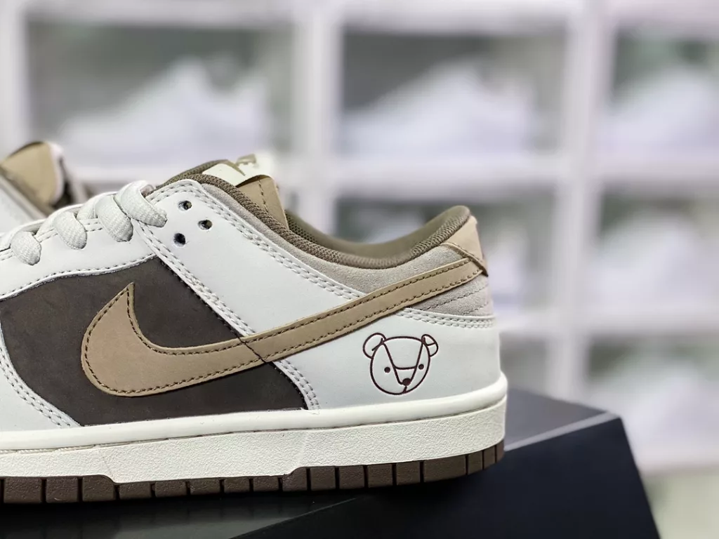 Dayou Keyang/Otomo Katsuhiro x SB Dunk Low Dayou Keyang/Otomo Katsuhiro x SB Dunk Low