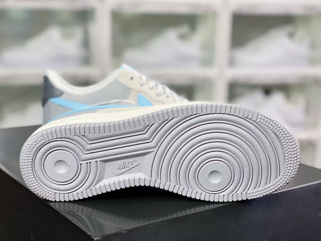 Nike Air Force 1'07 Low LX Nike Air Force 1'07 Low LX