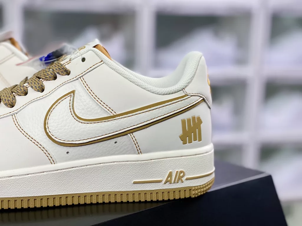 UNDEFEATED x Air Force 1 ´ 07 Low UNDEFEATED x Air Force 1 ´ 07 Low