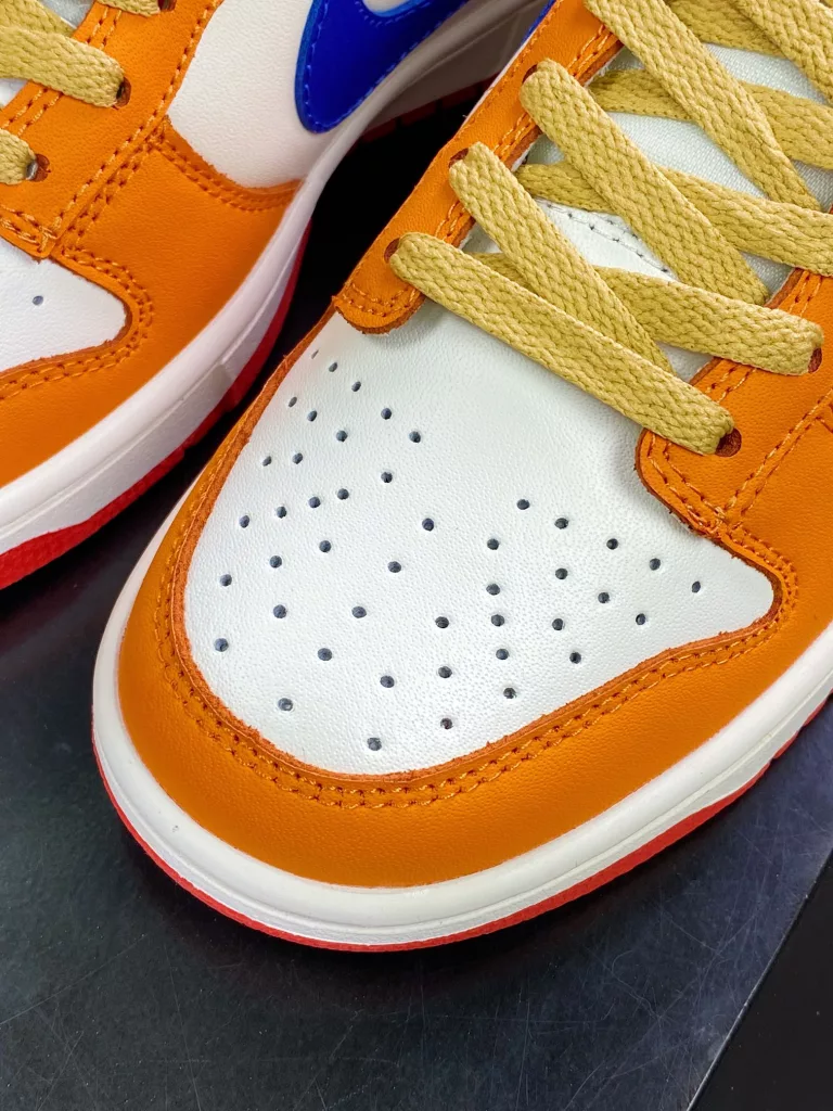 Nike SB Dunk Low GS Nike SB Dunk Low GS