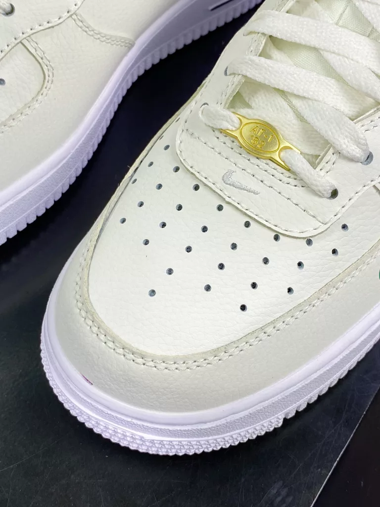 Nike Air Force 1'07 Mid SE Nike Air Force 1'07 Mid SE
