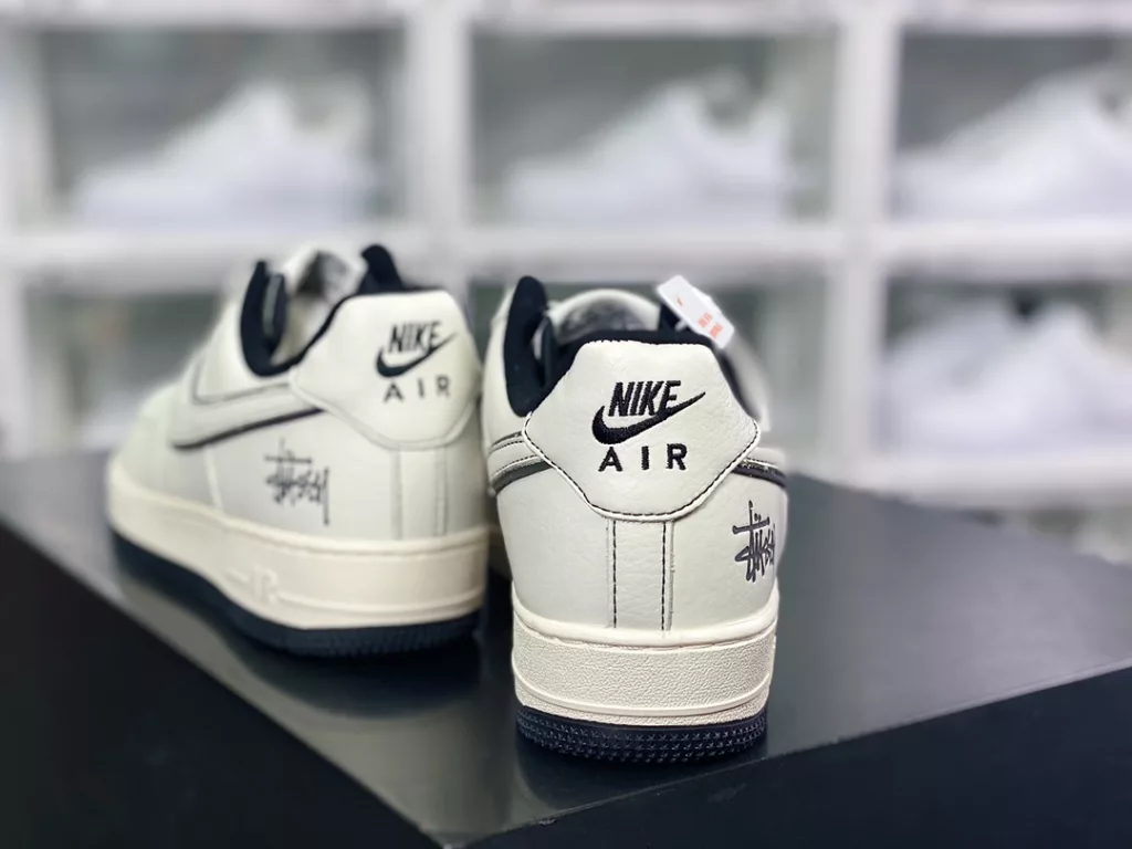 Stussy x Air Force 1 ´ 07 Stussy x Air Force 1 ´ 07