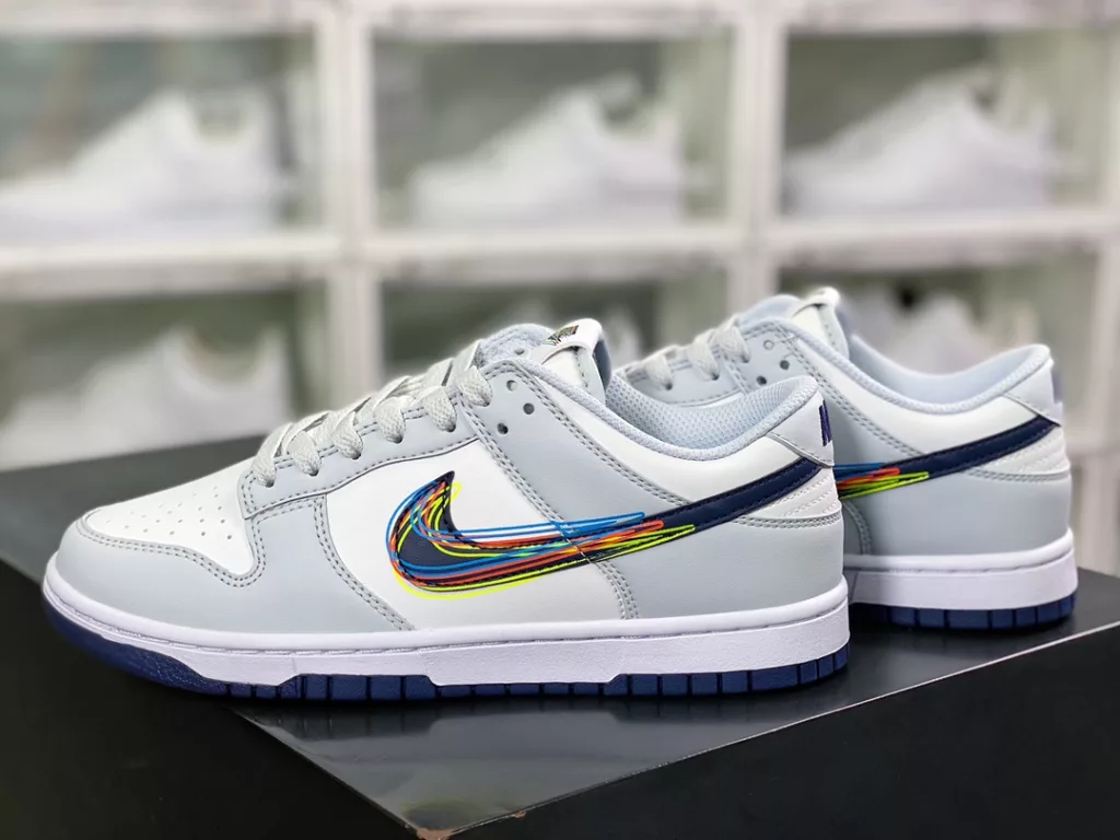 Nike SB Dunk Low Nike SB Dunk Low