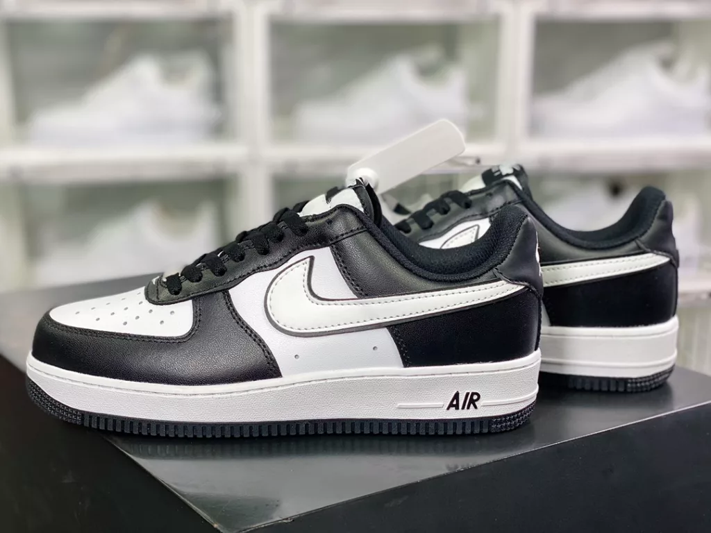 Nike Air Force 1'07 Low Nike Air Force 1'07 Low
