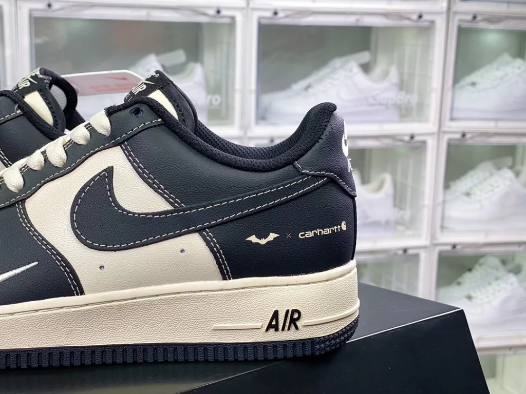 Nike Air Force 1'07 Low Nike Air Force 1'07 Low