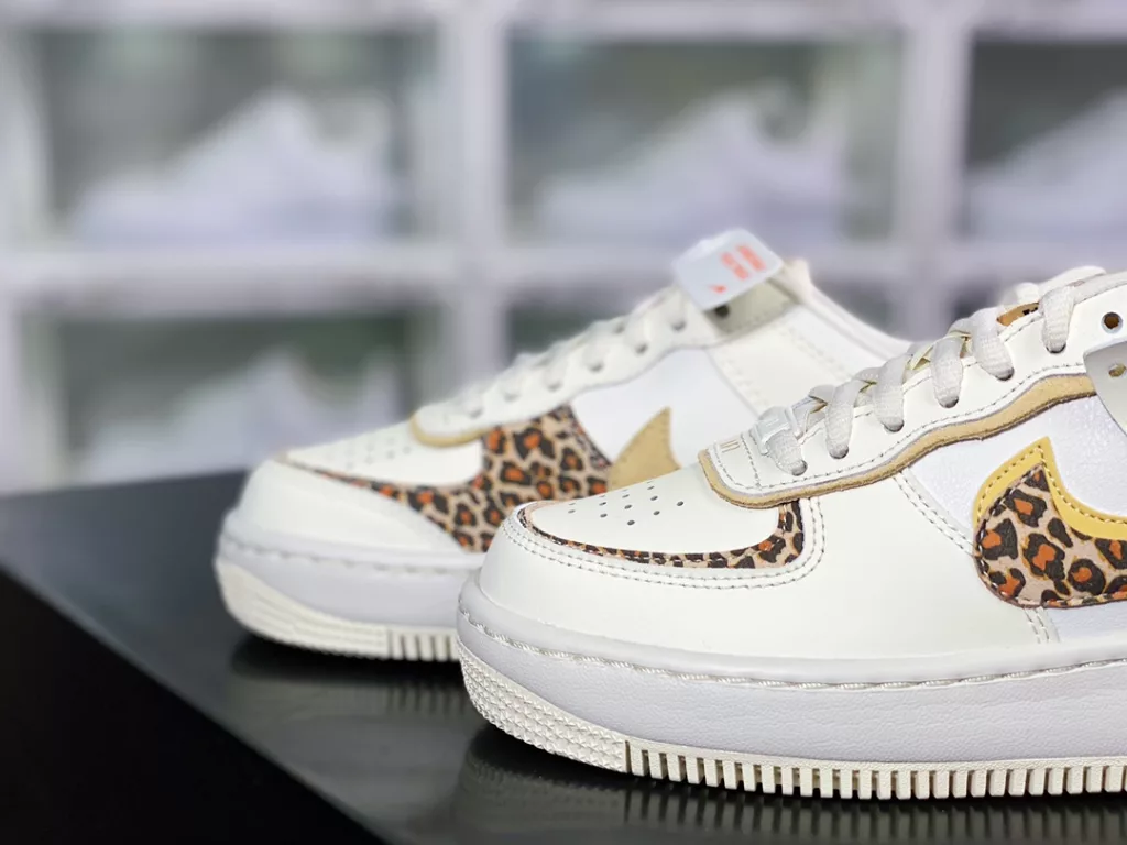 Nike WMNS Air Force 1 Shadow Nike WMNS Air Force 1 Shadow