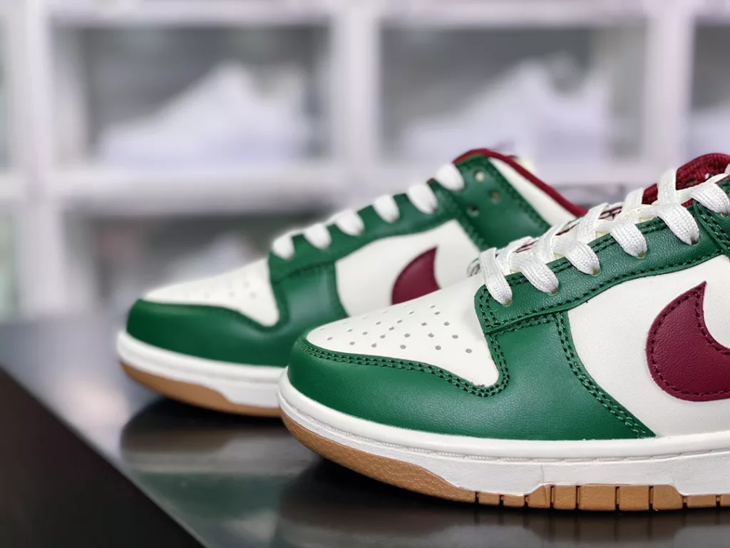 Nike SB Dunk Low PRO Nike SB Dunk Low PRO