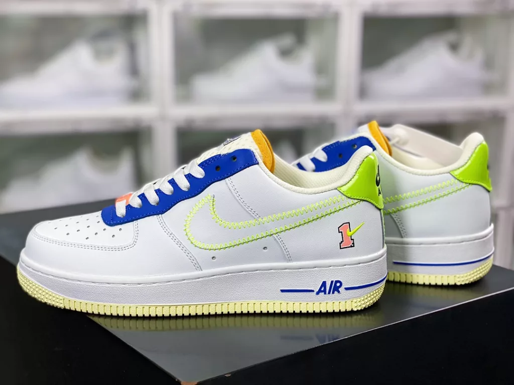 New Nike Air Force 1'07 Low GS New Nike Air Force 1'07 Low GS