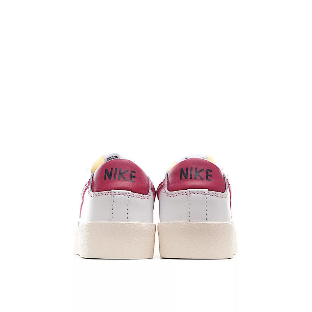 The Nike Blazer Mid '1977 Vintage Low The Nike Blazer Mid '1977 Vintage Low