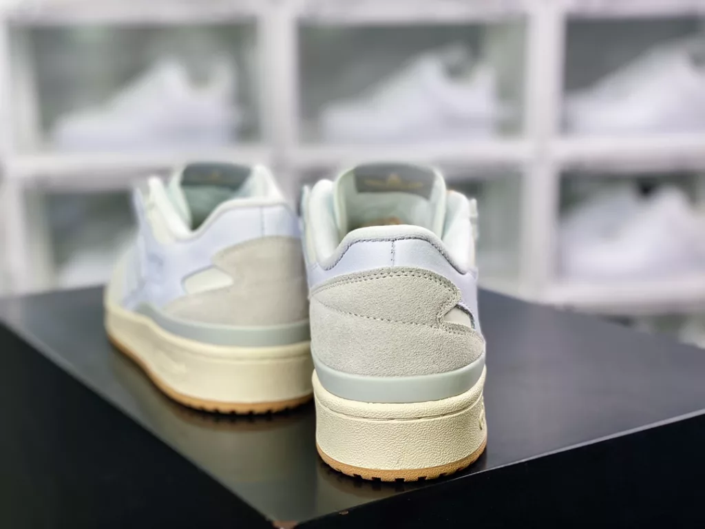 Adidas Clover Originals Forum 84 Low Roman Collection Velcro Low Top Vintage Lace up Versatile Casual Sports Board Shoes Adidas Clover Originals Forum 84 Low Roman Collection Velcro Low Top Vintage Lace up Versatile Casual Sports Board Shoes