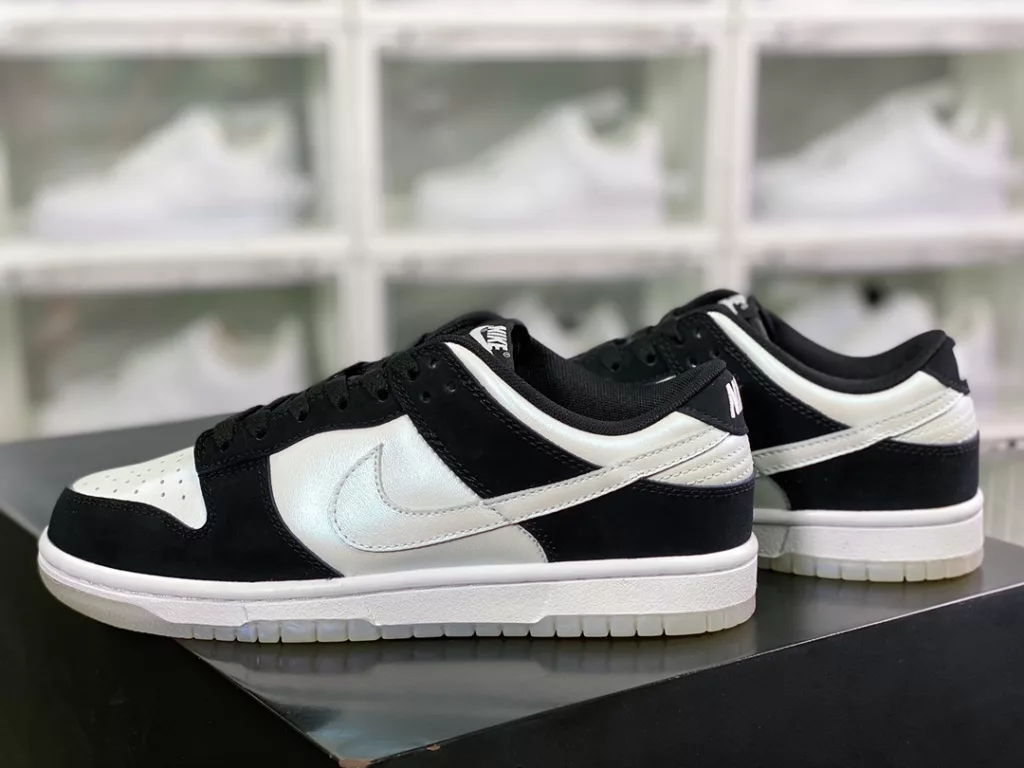 Nike By You SB Dunk Low Retro SP Dunk Collection Low Top Casual Sports Skateboarding Board Shoe Nike By You SB Dunk Low Retro SP Dunk Collection Low Top Casual Sports Skateboarding Board Shoe