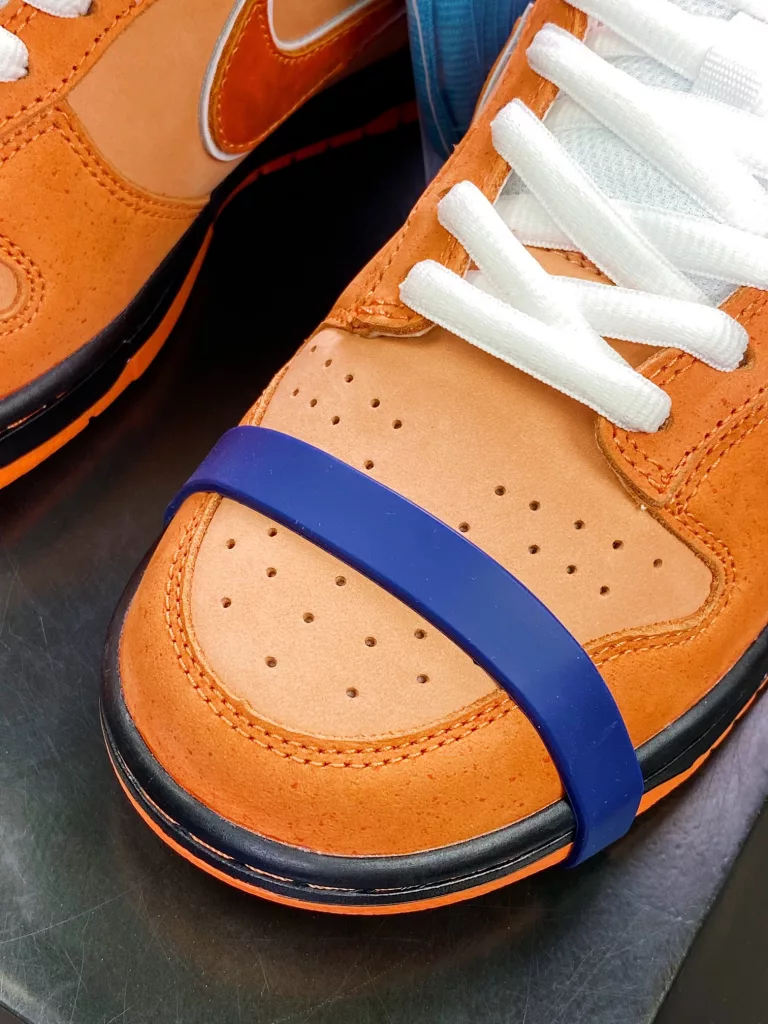 Boston Famous Shoe Store Heavyweight Co branded Concepts x SB Dunk Low Boston Famous Shoe Store Heavyweight Co branded Concepts x SB Dunk Low