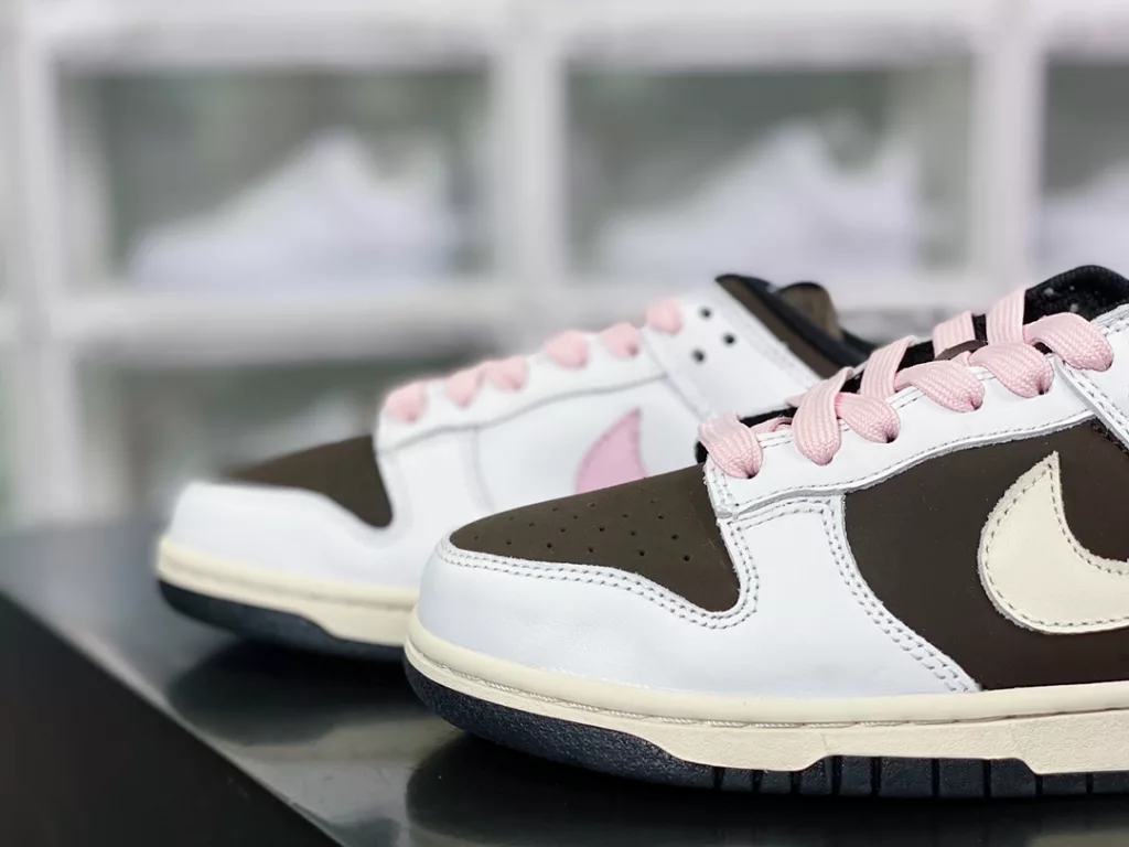 Nike By You SB Dunk Low Retro SP Dunk Series Low top Casual Skateboarding Shoes Nike By You SB Dunk Low Retro SP Dunk Series Low top Casual Skateboarding Shoes