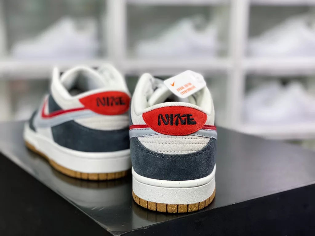 Nike SB Dunk Low SE Nike SB Dunk Low SE