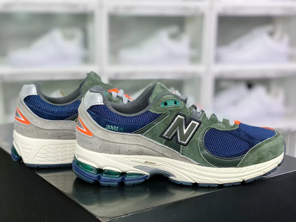 NB ML2002 series retro dad style casual sports jogging shoes NB ML2002 series retro dad style casual sports jogging shoes