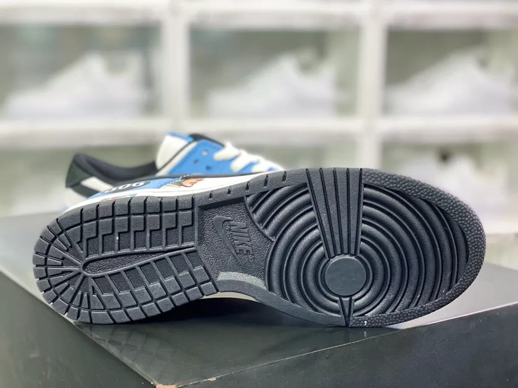 Nike SB Dunk Low Nike SB Dunk Low