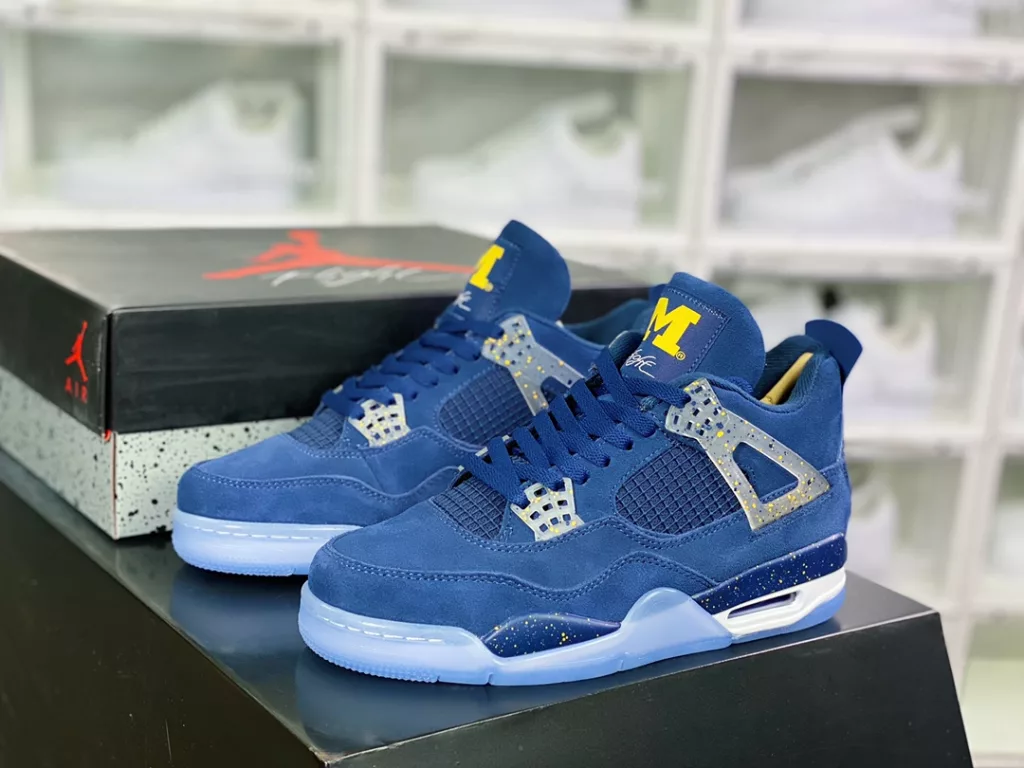 Air Jordan 4 Retro SE Air Jordan 4 Retro SE