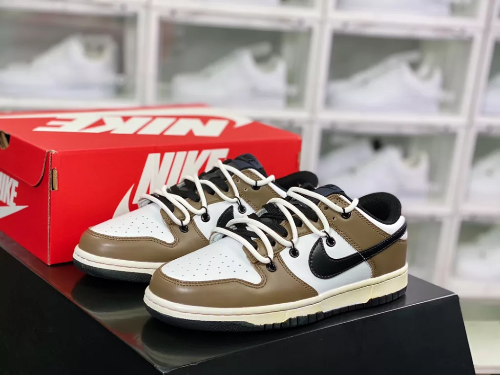 Nike SB Dunk Low Lot Nike SB Dunk Low Lot