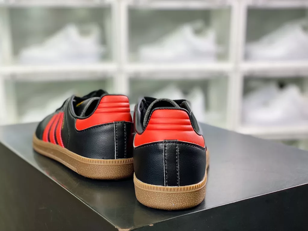 Adidas Originals Samba Vegan OG Samba Dance Series Gentlemen's German Training Football Style Versatile Low Top Casual Sports Board Shoes Adidas Originals Samba Vegan OG Samba Dance Series Gentlemen's German Training Football Style Versatile Low Top Casual Sports Board Shoes