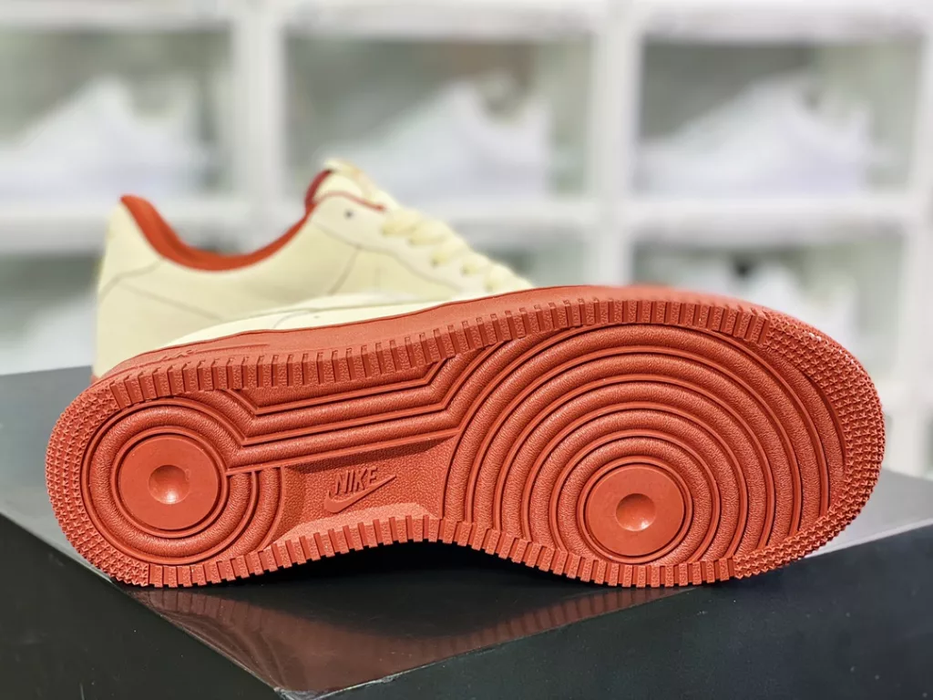 Nike Air Force 1'07 Low Nike Air Force 1'07 Low
