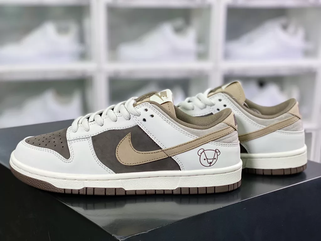 Dayou Keyang/Otomo Katsuhiro x SB Dunk Low Dayou Keyang/Otomo Katsuhiro x SB Dunk Low