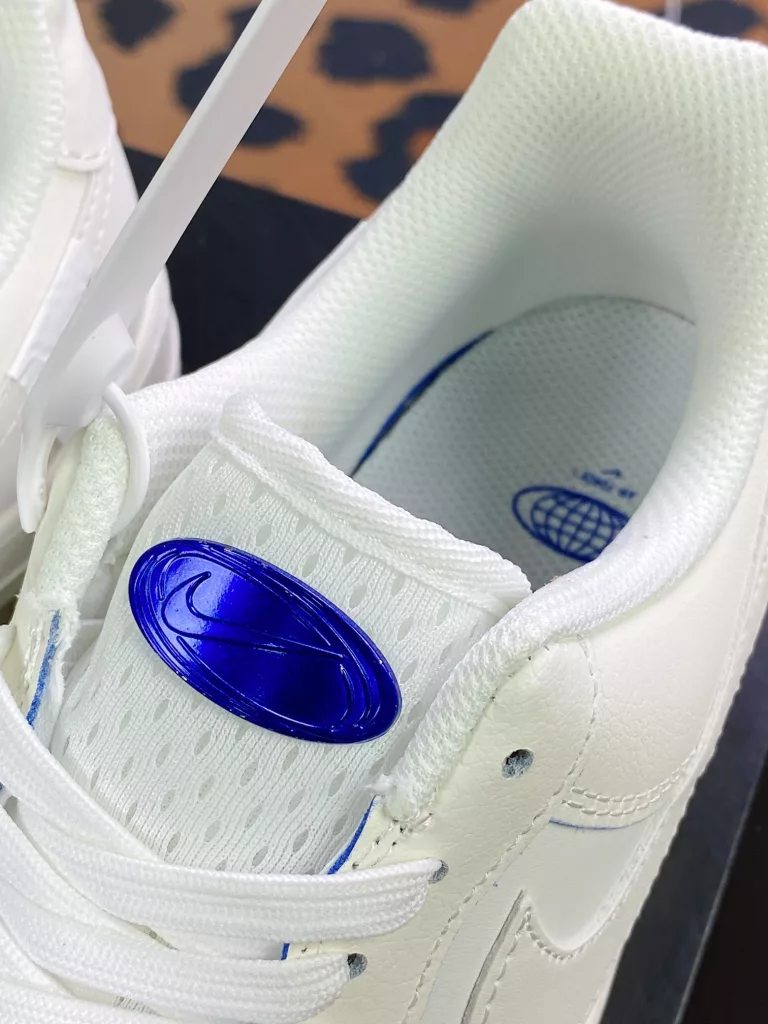 Nike Air Force 1'07 Low Nike Air Force 1'07 Low