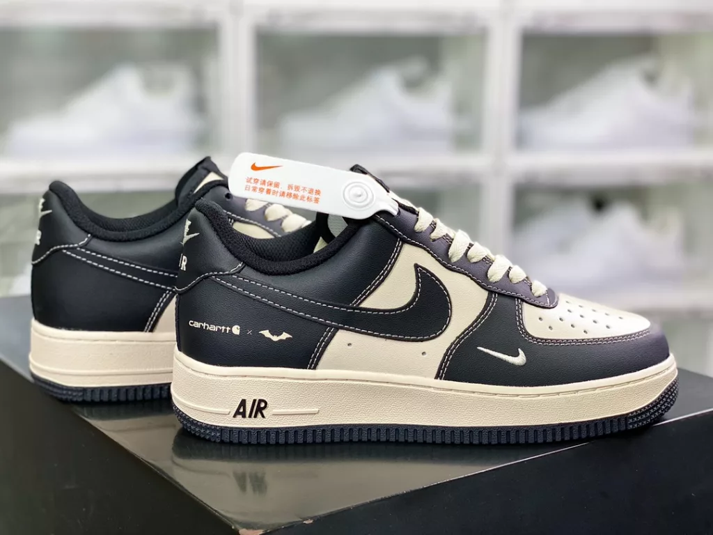 Nike Air Force 1'07 Low Nike Air Force 1'07 Low