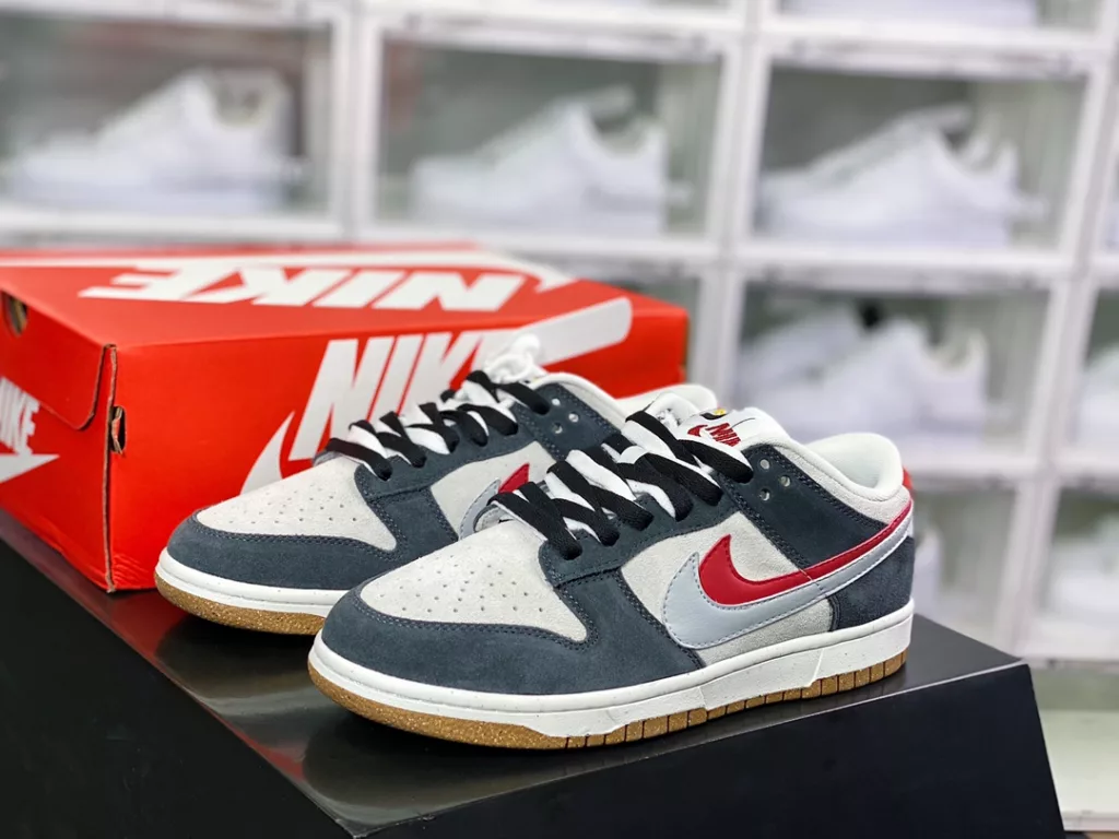 Nike SB Dunk Low SE Nike SB Dunk Low SE