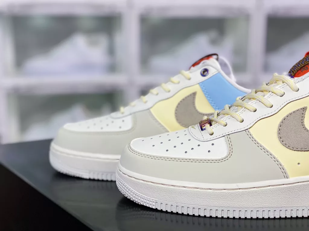 Nike Wmns Air Force 1'07 LX Nike Wmns Air Force 1'07 LX