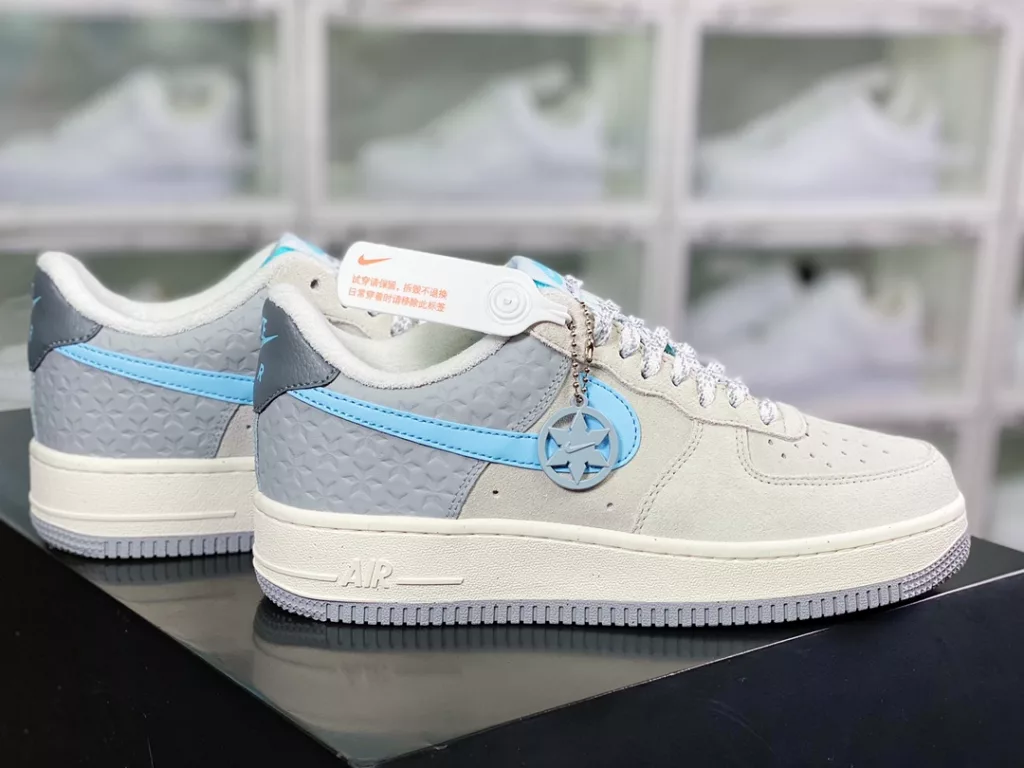 Nike Air Force 1'07 Low LX Nike Air Force 1'07 Low LX