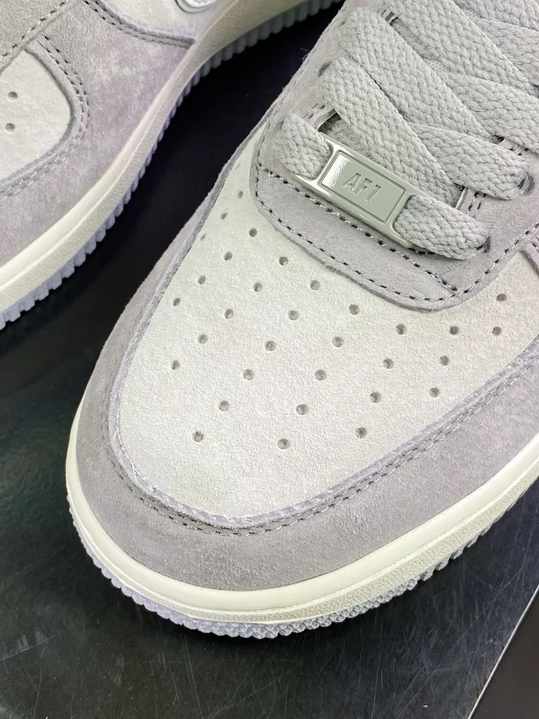 Nike Air Force 1'07 Low LX Nike Air Force 1'07 Low LX