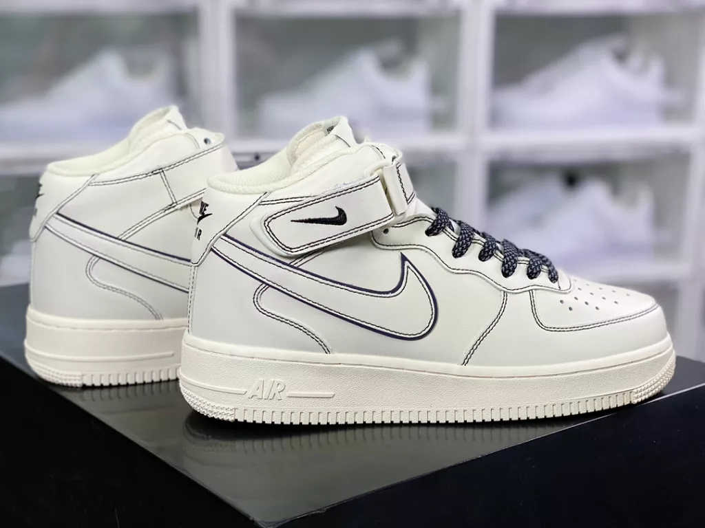 Nike Air Force 1'07 Mid Nike Air Force 1'07 Mid