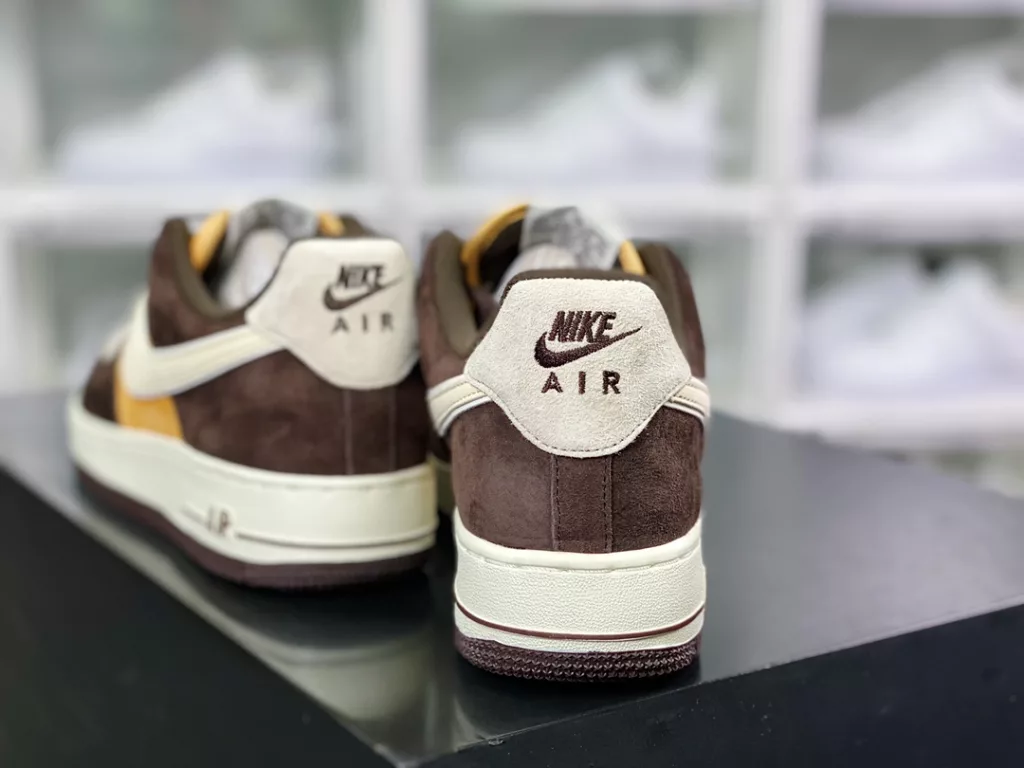 Nike Air Force 1 ´ 07 Nike Air Force 1 ´ 07