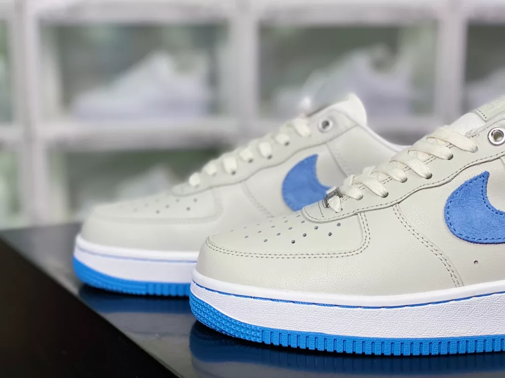 Nike Air Force 1 07 LV8 Nike Air Force 1 07 LV8