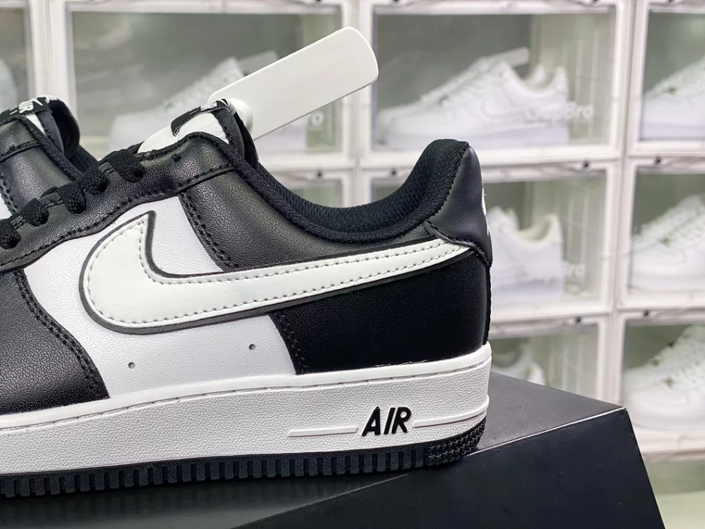 Nike Air Force 1'07 Low Nike Air Force 1'07 Low