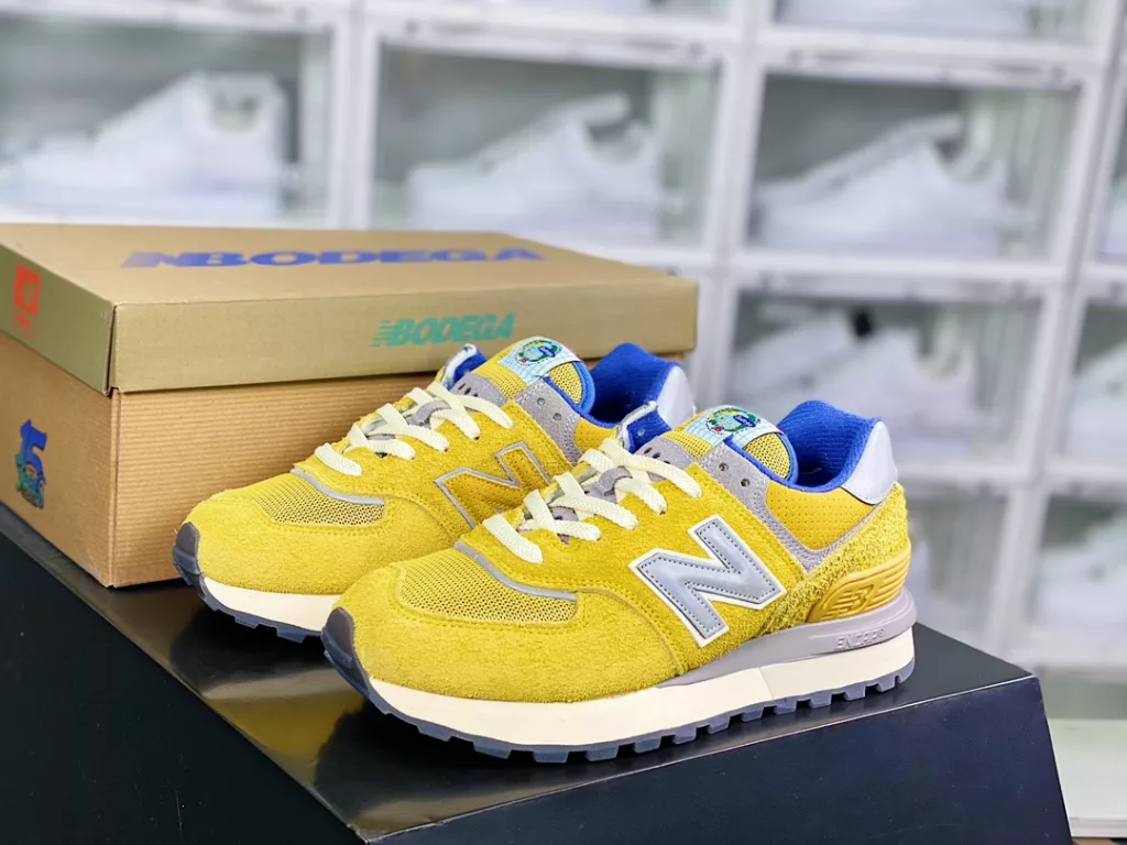 Bodega x NB 574 Upgraded Series Low cut Retro Casual Sports Jogging Shoe Bodega x NB 574 Upgraded Series Low cut Retro Casual Sports Jogging Shoe